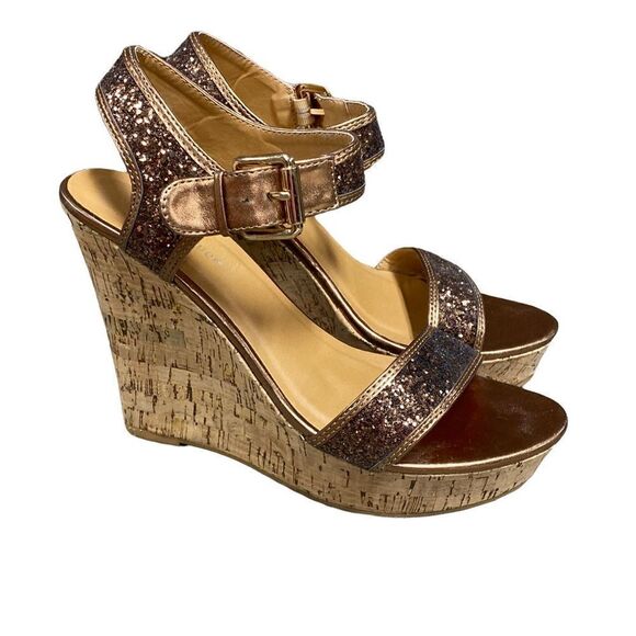 Forever Bronze Sparkle Wedge Sandal Size 8 - Picture 1 of 7